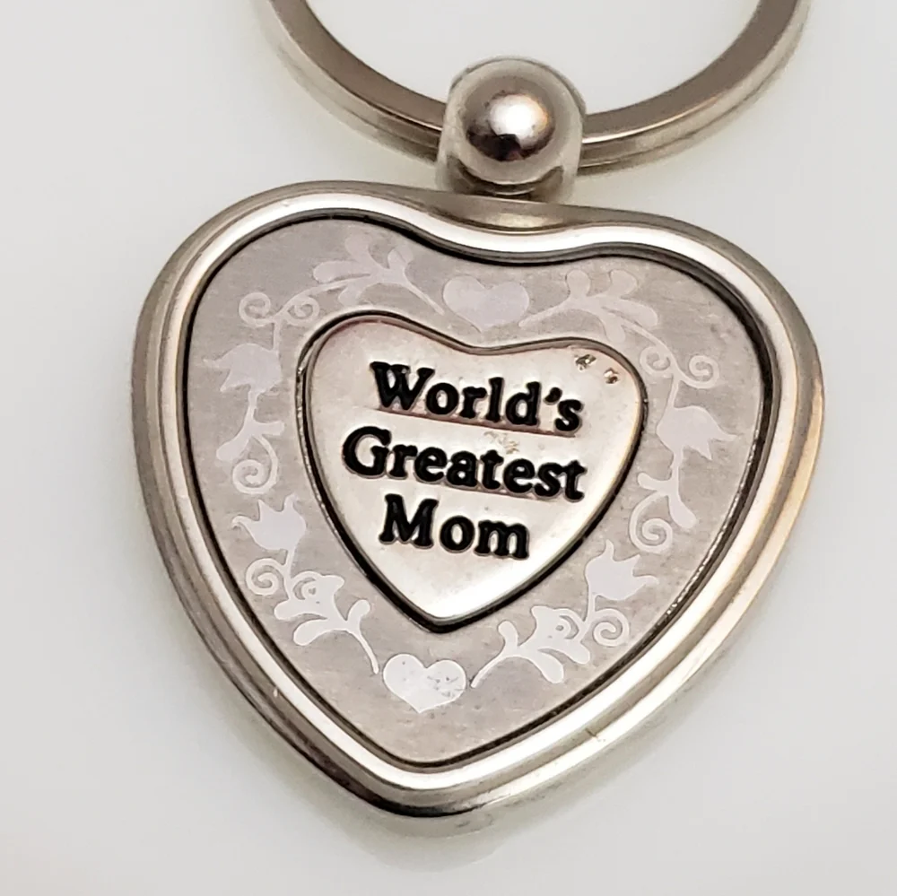 Worlds Greatest Mom Silver Heart Keychain